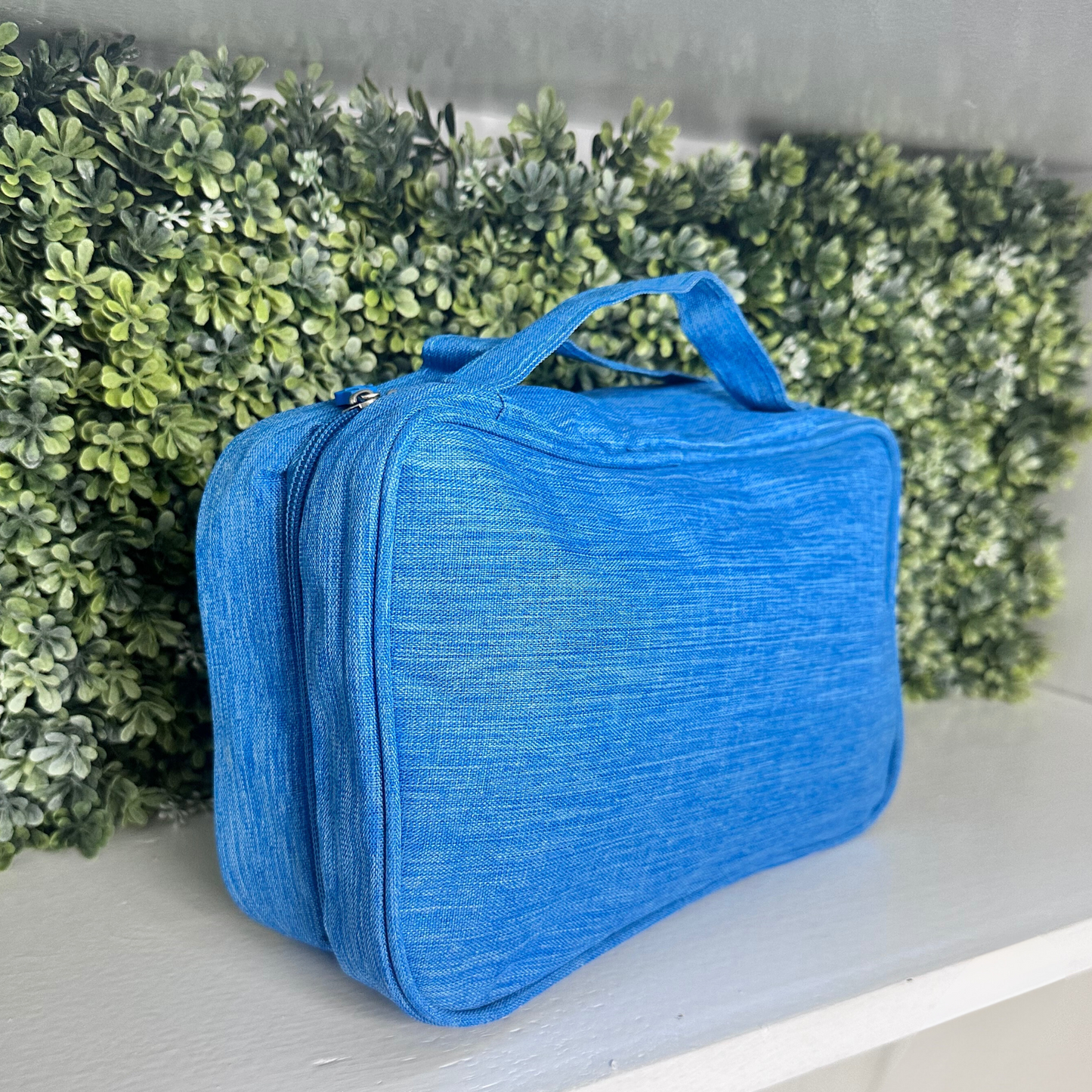 Hanging Toiletry Bag | Sky Blue